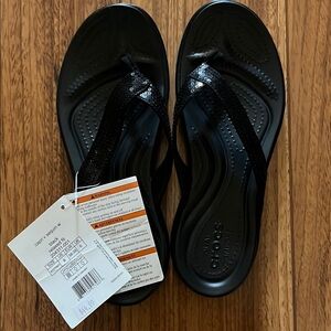 Crocs Capri sequin flip flops size 8.
